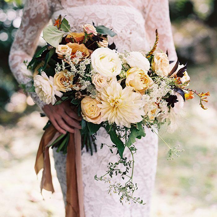 Mariage - Organic Outdoor Fall Wedding In The Mountains - Once Wed