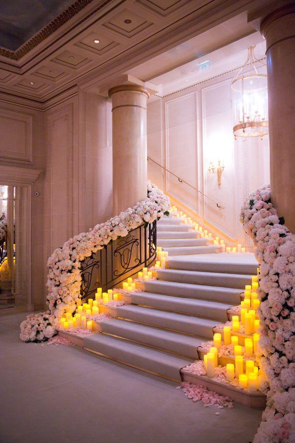 Hochzeit - This Flower-Filled Paris Wedding Is An Absolute Fairytale