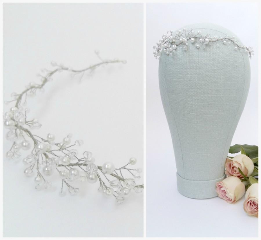 Mariage - Crystal and Pearls Decorated Bridal Headpiece Wedding Hair Vine Bridal Headband Wedding Tiara Bridal Diadem Bridal Wreath