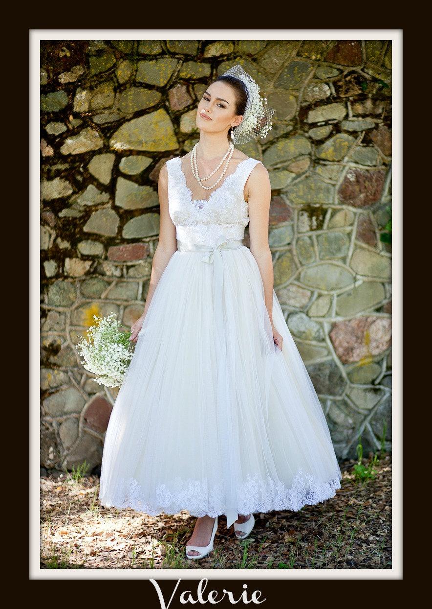 Hochzeit - 1950s Wedding Dress  'VALERIE'
