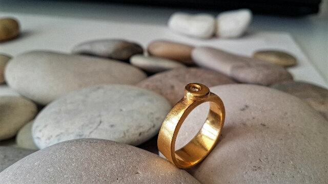 Свадьба - Real diamond engagement ring size 5-9,solitaire diamond engagement ring,unusual wedding ring,22k Gold ring,solid gold ring promise ring gold