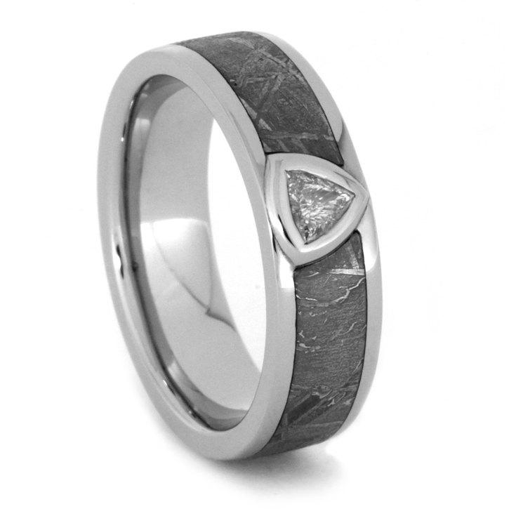 زفاف - Meteorite Ring, Trillion Cut Diamond, Platinum Engagement Ring, Management Band