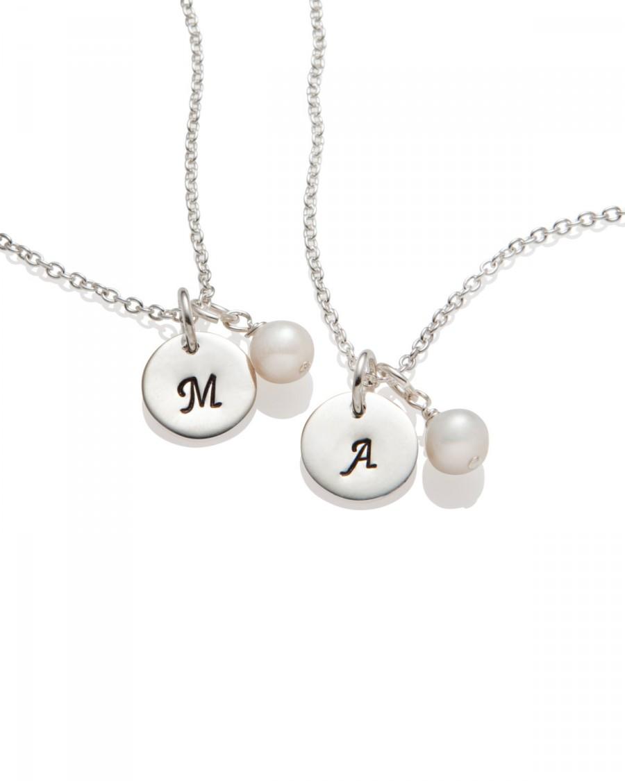 زفاف - Bridesmaid Gifts Ivory White Pearl Initial Necklace, Wedding Jewelry, Sterling Silver BM019