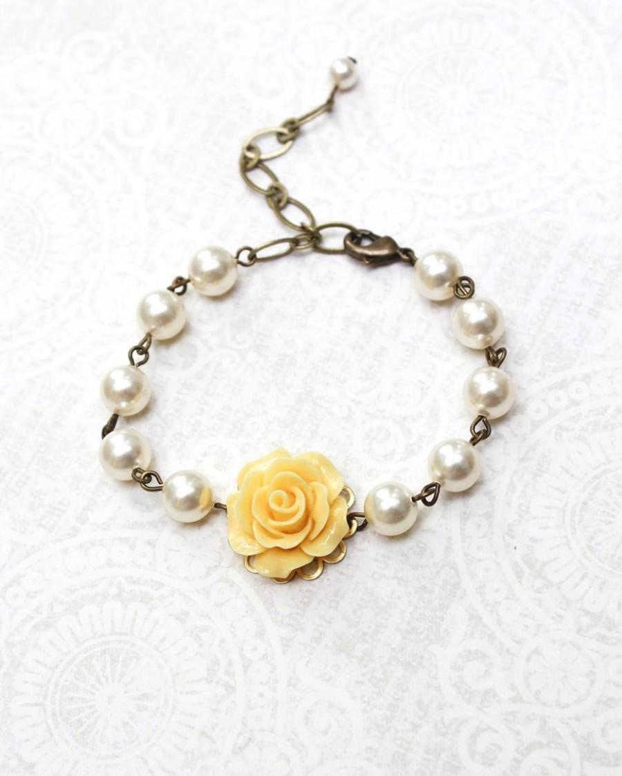 Mariage - Bridemaids Gift Yellow Rose Bracelet Pearl Bracelet Flower Bracelet Wedding Jewelry Maid of Honor Gift Romantic Jewelry Bridal Accessories