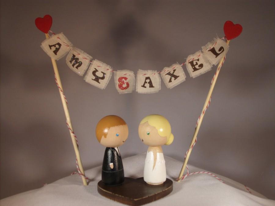 Wedding - Custom Kokeshi Wedding Cake Topper with Base, Bunting and Heart, Name Bunting, Love Bunting, Mr and Mrs Bunting