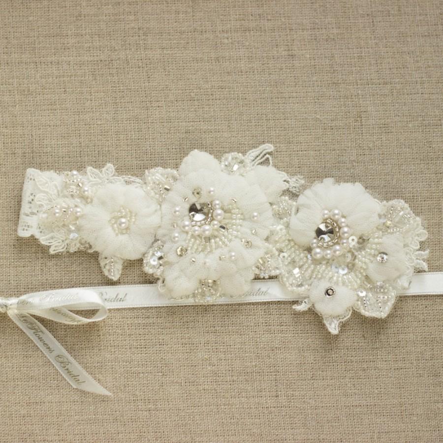 Hochzeit - Wedding Garter lace wedding garter  Lace garter Bridal garter  lace bridal garter wedding accessories  Keepsake Garter