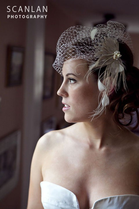 زفاف - Bridal peacock hair clip or comb feather fascinator and Ivory detachable French netting birdcage veil prom headpiece - PERSEPHONE