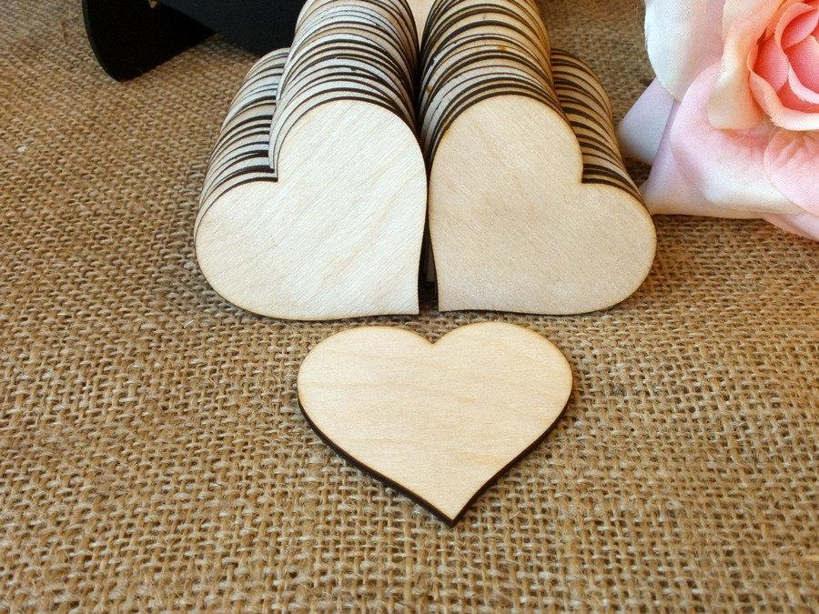 زفاف - 100 Wooden Hearts Natural Wood Heart shaped Gift Tag , Wedding Decoration , Bridal Shower , Escort Card , Place Card