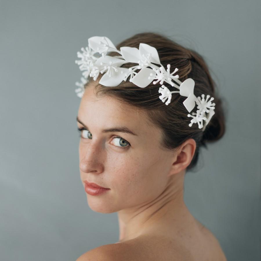 Свадьба - Modern Eucalyptus Wreath- 3D Printed Nylon Flower Crown in White Nylon with Ribbon