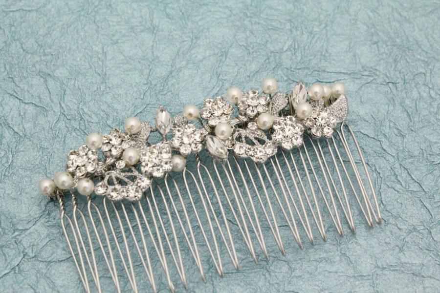 Hochzeit - Bridal Hair Combs Wedding Hair Accessories Bridal Hair Jewelry Wedding Decorative Combs Bridal Hair Accessories Wedding Hair Combs Bridal