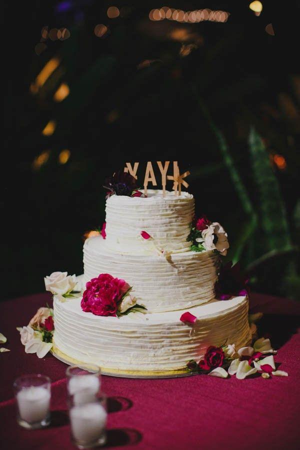 Mariage - Luxe Jewel Tone Wedding At The Fairmount Park Horticulture Center