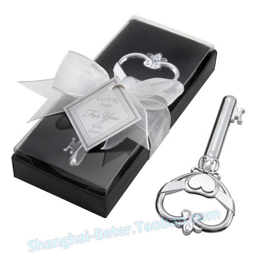 Wedding - #婚礼礼品 WJ006/B #满月 #金榜派对  个性结婚回赠礼品 #心形钥匙开瓶器