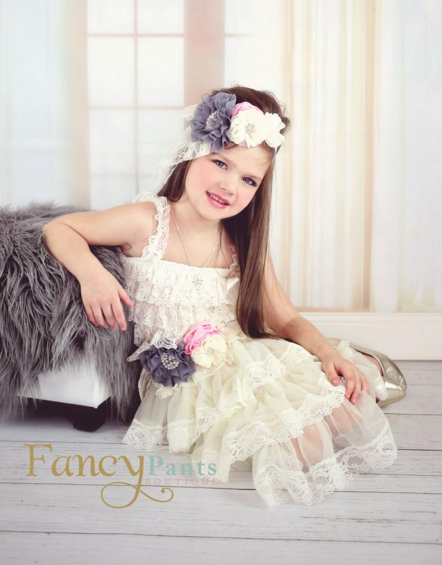 Hochzeit - Flower Girl Dress - Lace Flower girl dress - Baby Lace Dress - country wedding - Country Flower Girl dress- Lace Rustic flower Girl dress