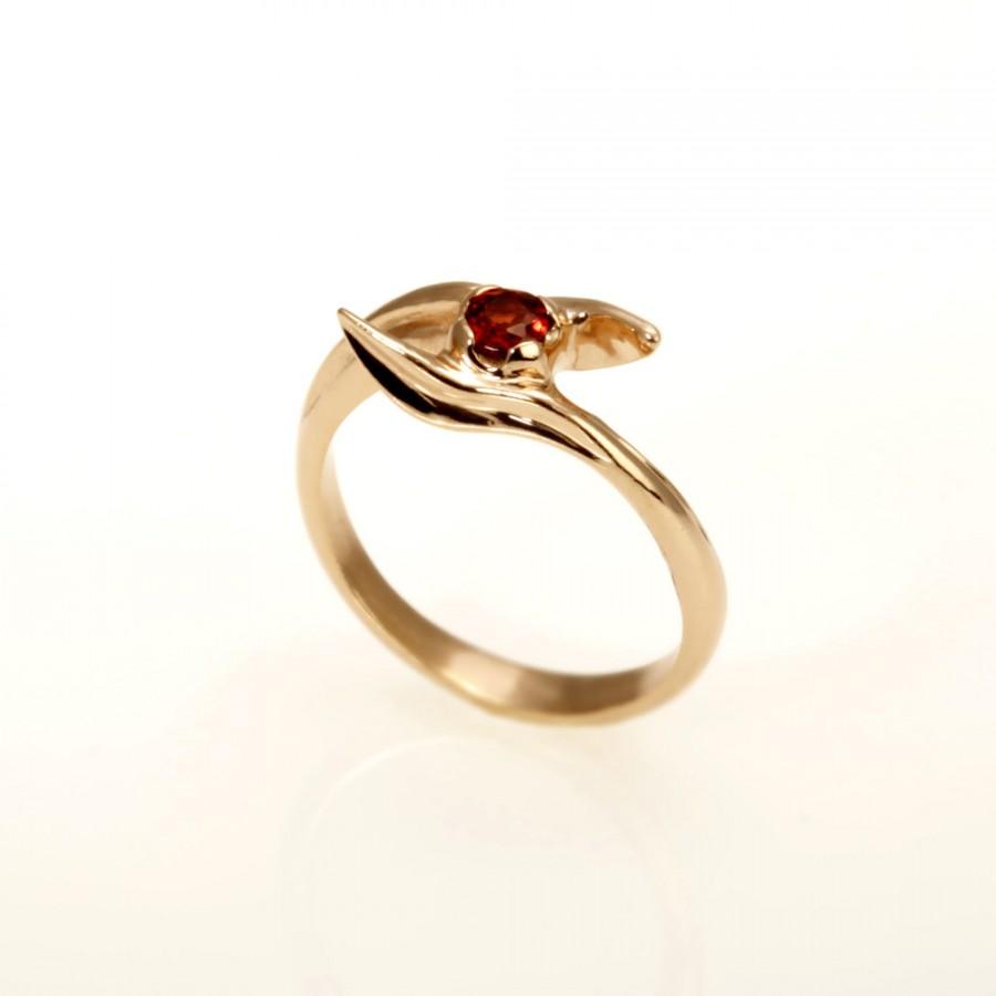 Mariage - Unique 14kt Rose gold. Set Natural Garnet. engagement ring promise ring rose gold.  RG-1103