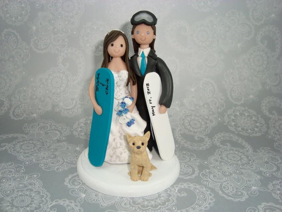 زفاف - Custom Handmade Snowboard/ Ski Theme with a Dog Wedding Cake Topper