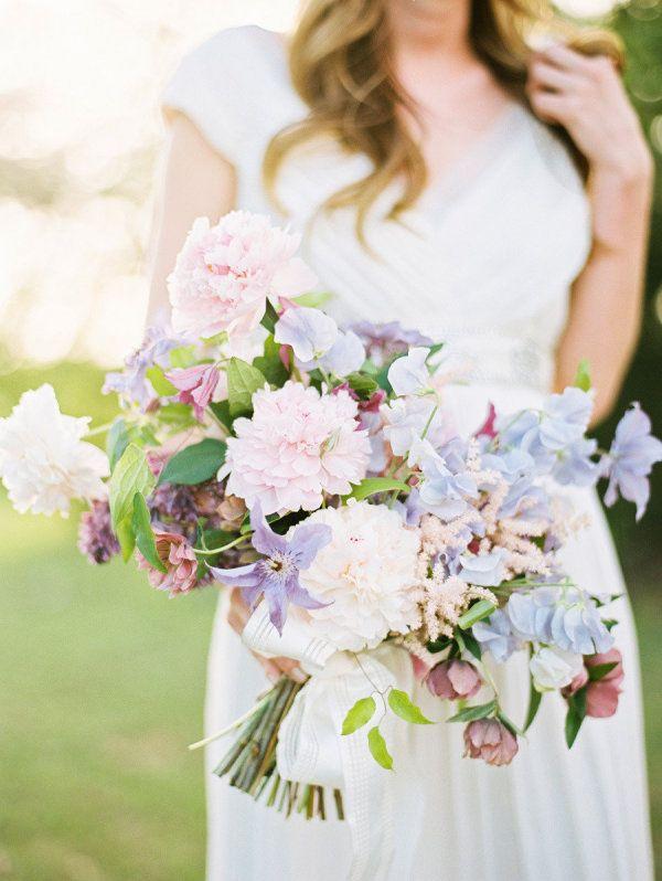 Wedding - Bouquet Breakdown: Spring Inspired Photo Shoot