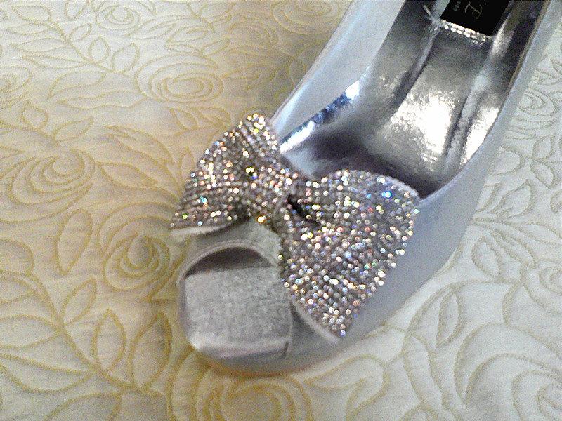 Mariage - Handmade 1 pair rhinestone bows shoe clips,or hair bows,bridal shoe clips,women shoe clips