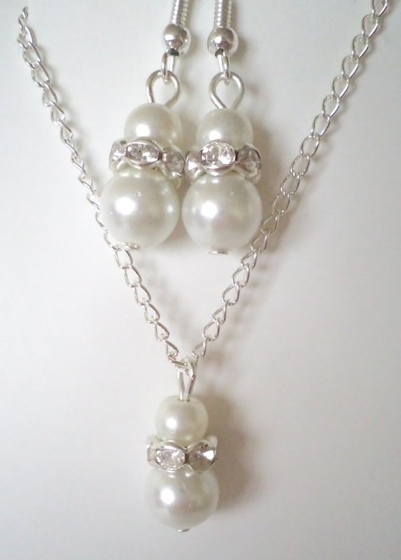 زفاف - Bridesmaid gift , Bridal Jewelry Set, Bridesmaids Jewelry, White Glass Pearl Pendant and Earrings Set