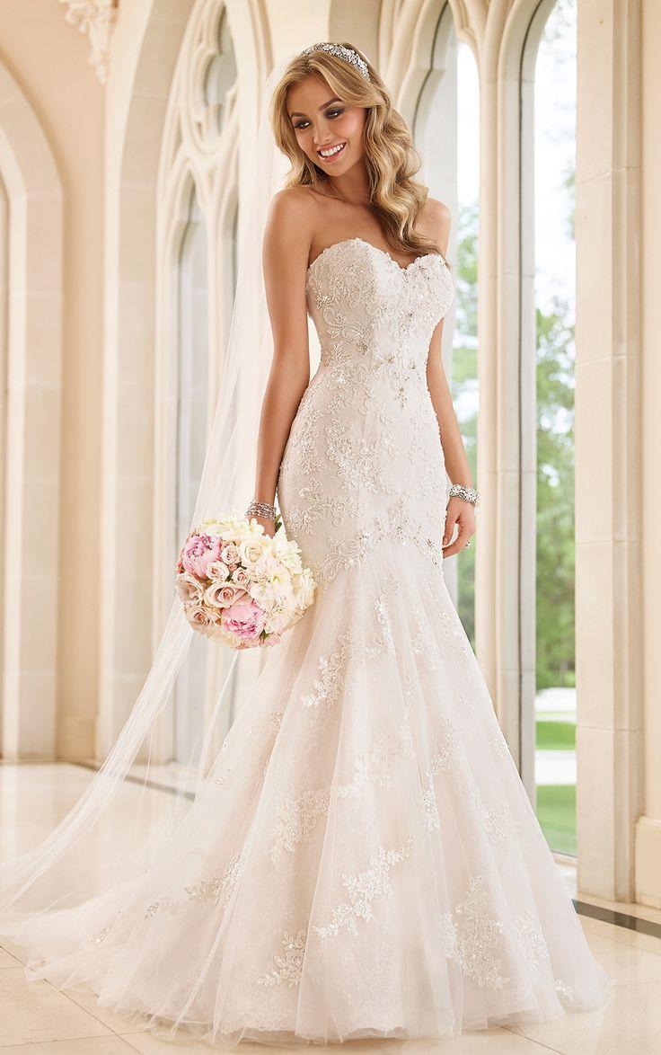 Hochzeit - Elegant Lace Mermaid Wedding Dress