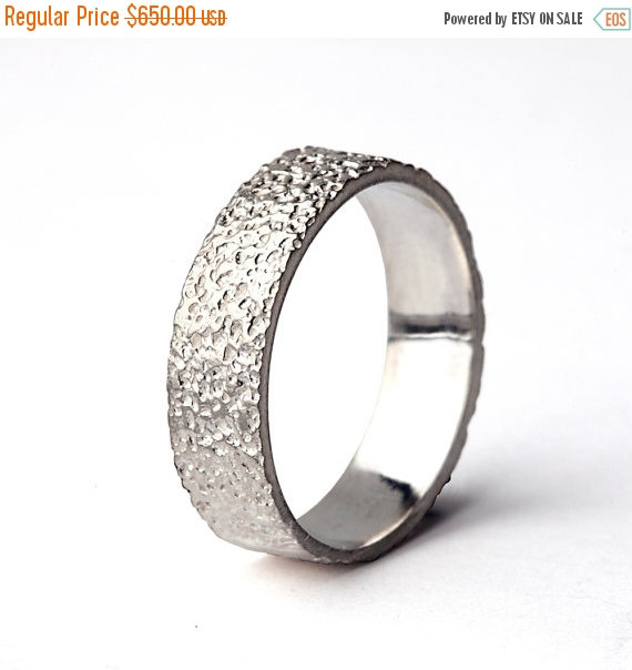Mariage - ON SALE - STARDUST Textured Wedding Band, 14k White Gold Wedding Band, Unique Wedding band, Alternative Wedding Band for Men and Women