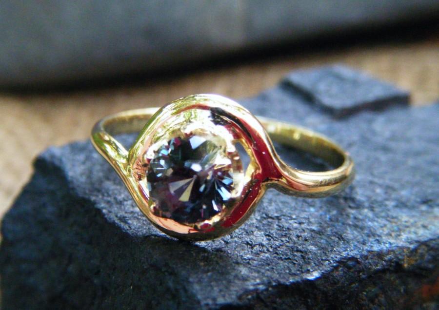 Wedding - Color change sapphire engagement ring 18K, natural unique rare sapphire gem, blue green to lilac grey, alexandrite alternative , swirl wave