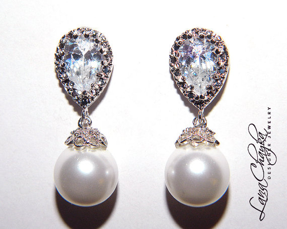 Свадьба - White Pearl Bridal Earrings Swarovski 10mm White Drop Pearl Cubic Zirconia Wedding Earrings White Pearl Bridal Earrings Pearl Bridal Jewelry