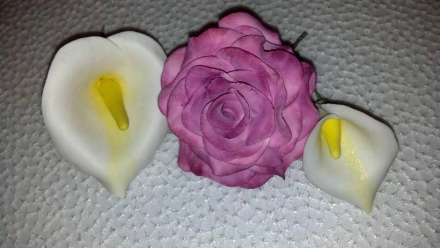 زفاف - 3 Edible Flowers / 1 ROSE and 2 ROSES / Any color / Gum paste / Fondant / Cake decoration / Cake topper / Sugar flower