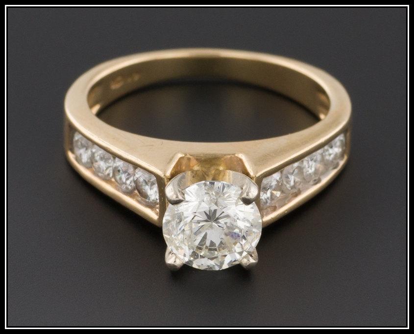 Wedding - Vintage Diamond Ring 