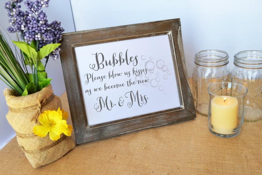 Свадьба - Wedding bubbles sign bloew us kisses as we become mr and mrs bubble send off sign for rustic wedding for wedding ceremony wedding favors