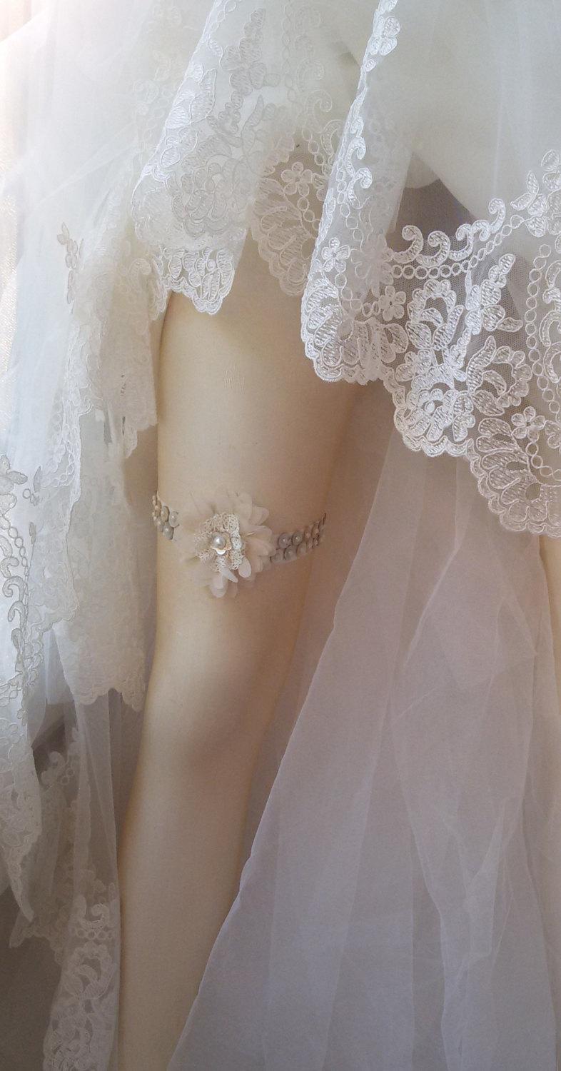 Hochzeit - Wedding garter,Garter, Wedding Leg Garter, Bridal garter , Bridal accessoaries, İvory pearl garter,  Wedding leg belt , Wedding garter ivory