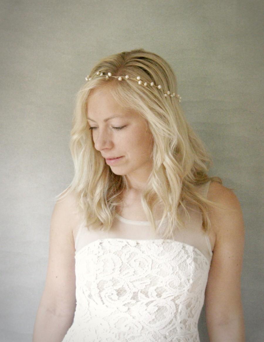 زفاف - Gold and Ivory Pearl Bridal Halo Hair Vine. Bridal Hair Vine. Pearl Wedding Hair Accessory. Pearl Circlet, Pearl Hair Vine. Style No. 101