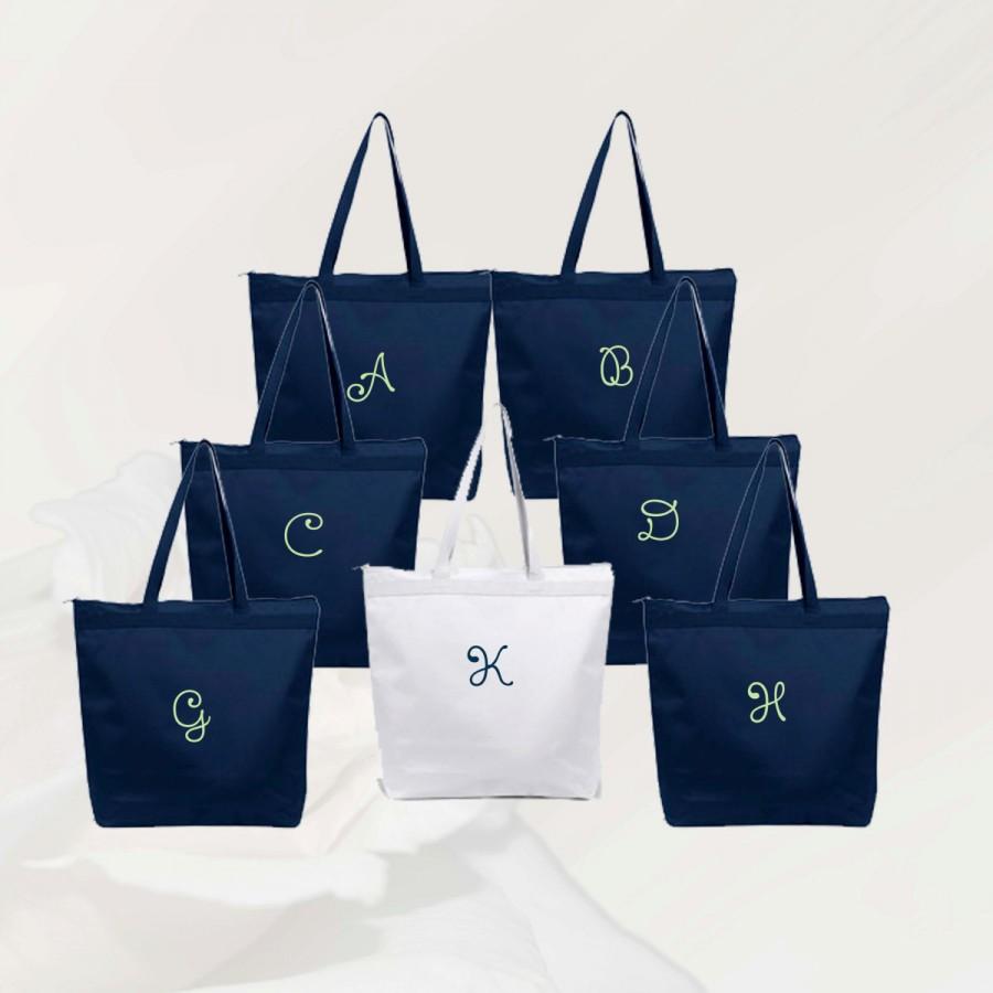 Hochzeit - 9 Personalized Zippered Tote Bag Bridesmaids Gift- Bridesmaid Gift- Personalized Bridesmaid Tote - Wedding Party Gift - Wedding Totes