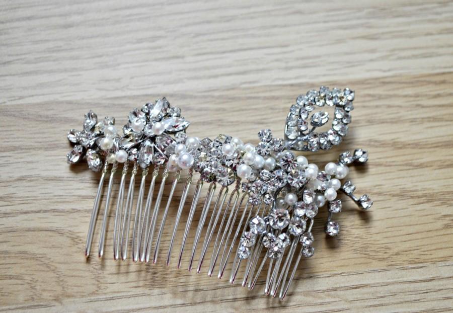 Hochzeit - Vintage bridal hair comb diamante pearl wedding headpiece