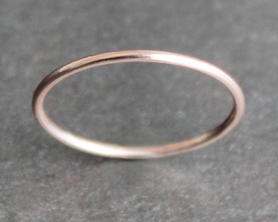 زفاف - SALE - 14K Solid Rose Gold Skinny Ring - 1mm Simple Band - Smooth, Matte or Hammered - 18 Gauge