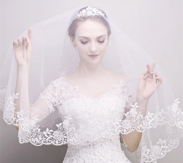 زفاف - Bridal Soft illusion Tulle one Layer Embroidery Lace Veil, 1 Tier Wedding fingerip length Drop veil, Bride Ivory Mantilla hair accessories
