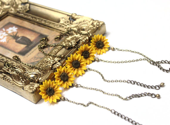 Hochzeit - Yellow Sunflower Bracelet set of 5, Sunflower Bracelet, Yellow Bridesmaid Jewelry, Sunflower Jewelry, Summer Jewelry set of 5