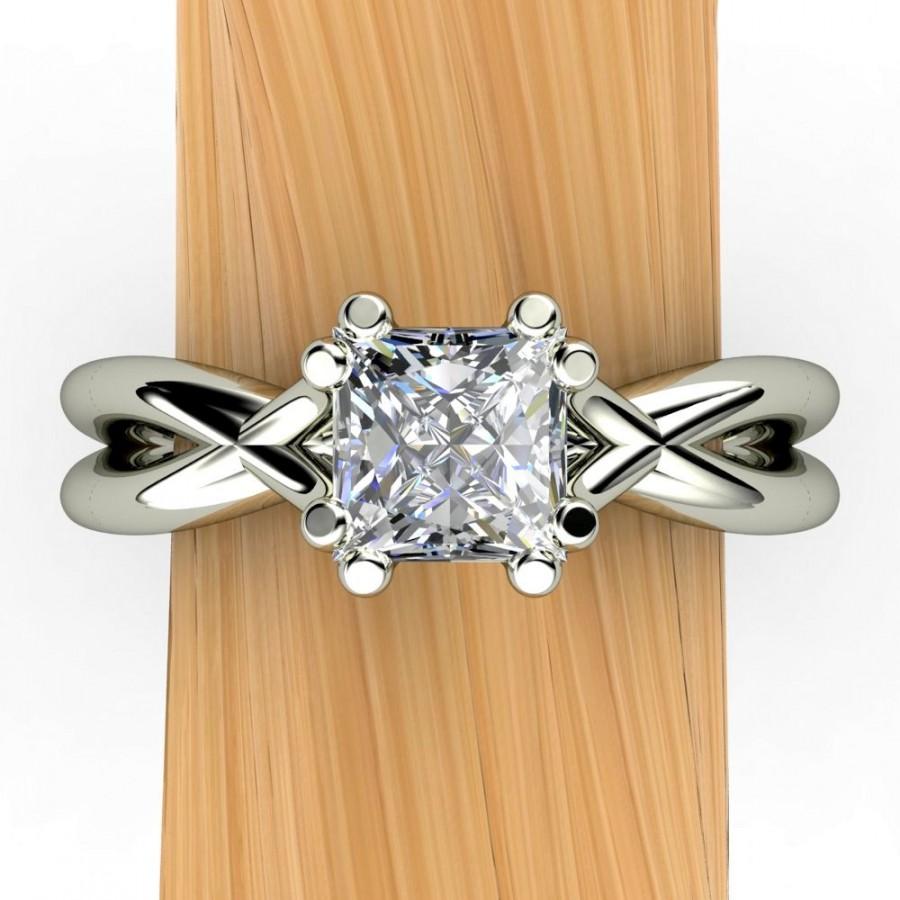 زفاف - Princess Cut Diamond Engagement Ring in 14k Recycled Gold, Split Shank, Half Carat - Free Gift Wrapping