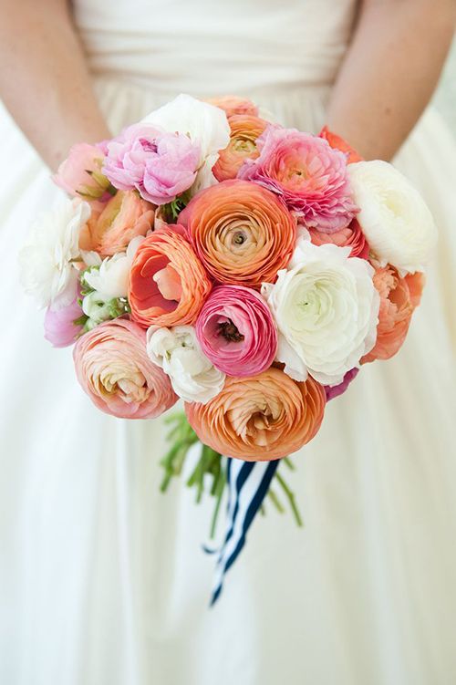 زفاف - Ranunculus Bouquet