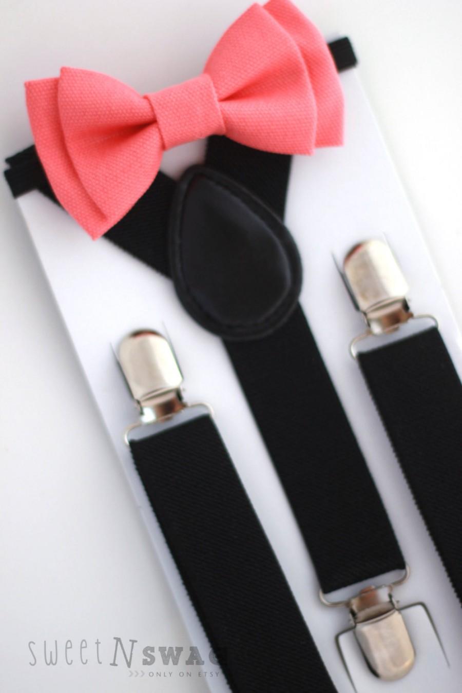 Mariage - SUSPENDER & BOWTIE SET.  Black suspenders. Coral denim bow tie. Newborn - Adult sizes.
