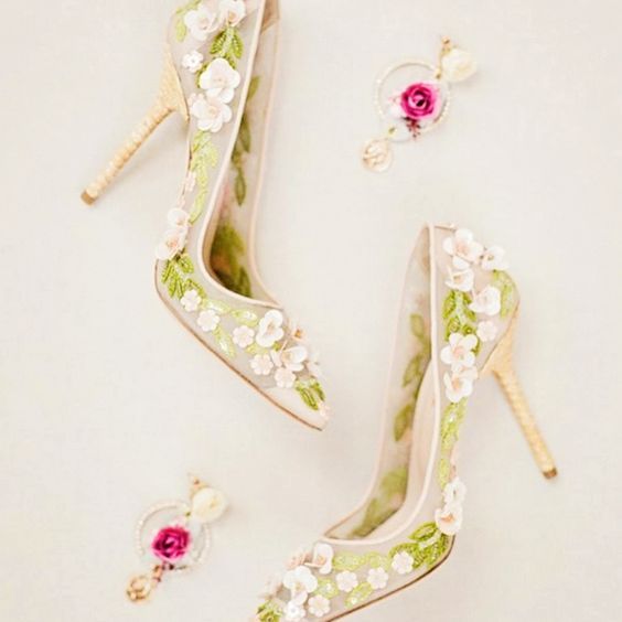 Hochzeit - 100 Pretty Wedding Shoes From Pinterest