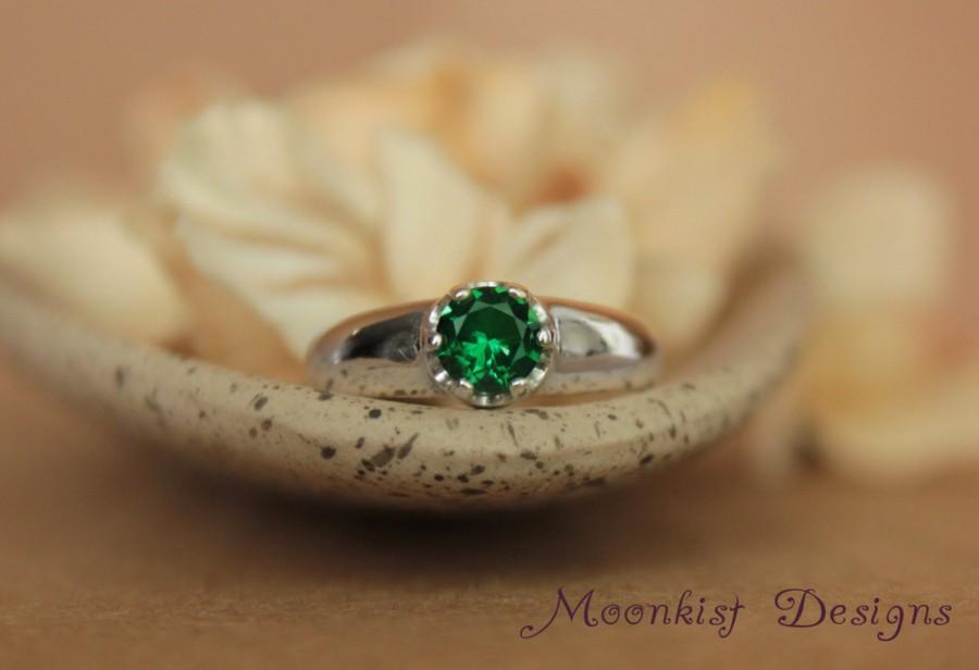 Mariage - Emerald Green Spinel Artisan Solitaire in Sterling - Silver Bold Engagement Ring, Commitment Ring, or Promise Ring - Diamond Alternative
