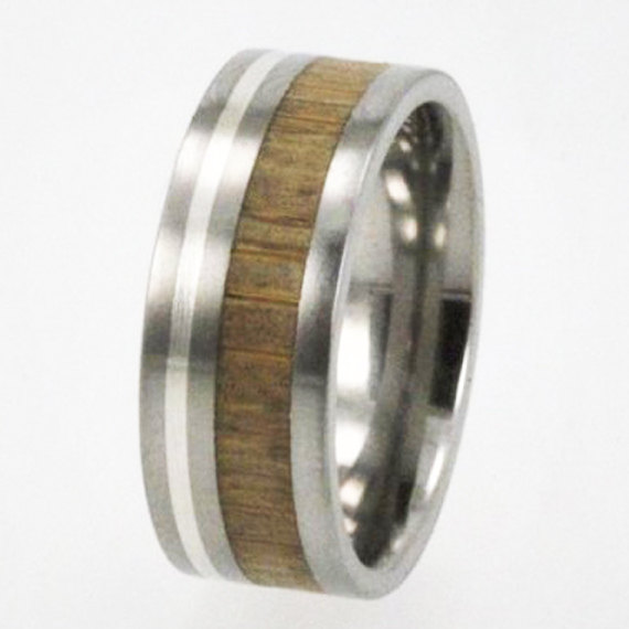 زفاف - Titanium and Wood Ring with Eco-Friendly Bamboo Wood and Silver inlay Wooden band, Ring Armor Included