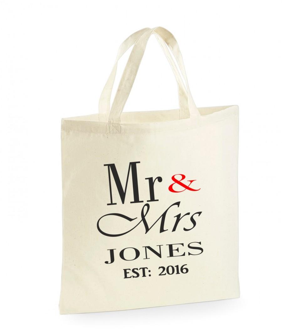 Mariage - PERSONALISED Mr & Mrs Bag. wedding gifts. for the bride. unique wedding gifts, wedding gift ideas, personalised wedding gifts, tote bags