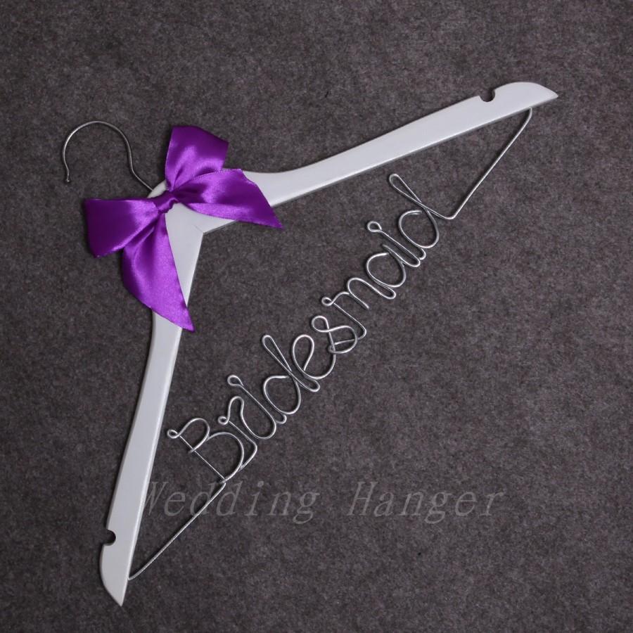 Свадьба - Personalized Hanger, Bridesmaid dress hanger, Personalized Bride Gifts, Birthday ,Mothers birthday  Dress Hangers,personalized Wedding gifts