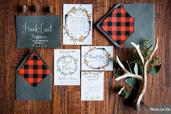 Свадьба - Woodsy Rustic Wedding Invitation Set, With Invitations & RSVP Cards, Hippie Chic Rustic Wedding, Flannel Plaid Paper Lined Envelopes
