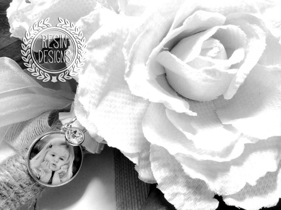 Свадьба - Wedding Bouquet Charm, Memorial Keepsake, Personalized, Wedding, Custom, Bridal Bouquet Charm, Photo Charm, Memory Charm, Bouquet Brooch