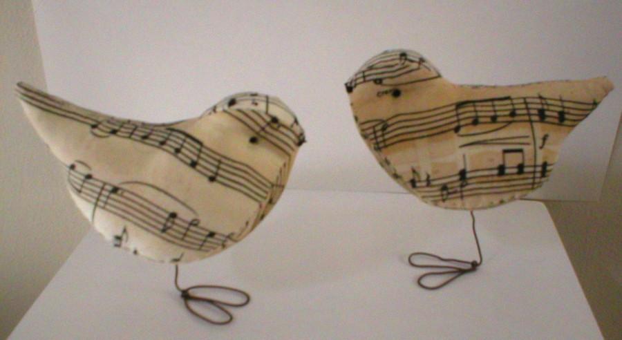 Mariage - Antiqued Music Birds Cake Topper Weddings Anniversaries Birthdays Parties Nursery Decor Showers Home Decor  We Ship Internationally