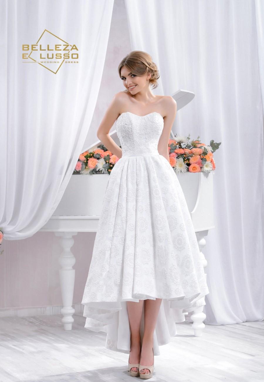 Mariage - Short Lace Wedding dress, Long lace wedding dress A-silhouette with beading