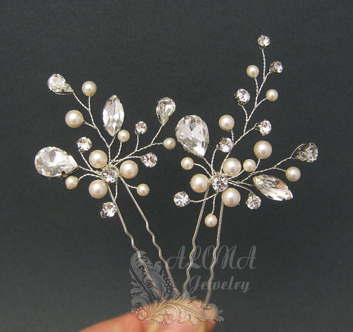 Hochzeit - Wedding Hair Pins Sets,Bridal Hair Accessories, Swarovski Ivory White Pearls Rhinestone Bridal Headpieces, Wedding hair clips hairpins