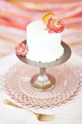 Mariage - Wedding Wednesday: Coral, Peach   Blush Wedding Inspiration